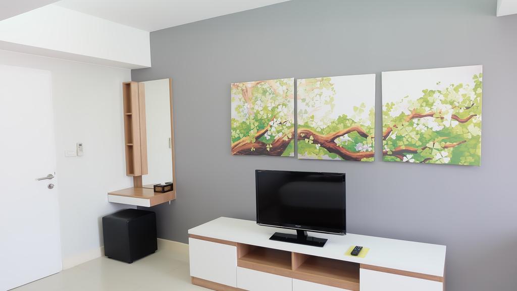 Racha Residence Si Racha Bagian luar foto